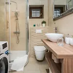 Malcic 2 By Interhome Appartement