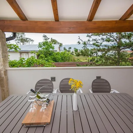 Malcic 2 By Interhome