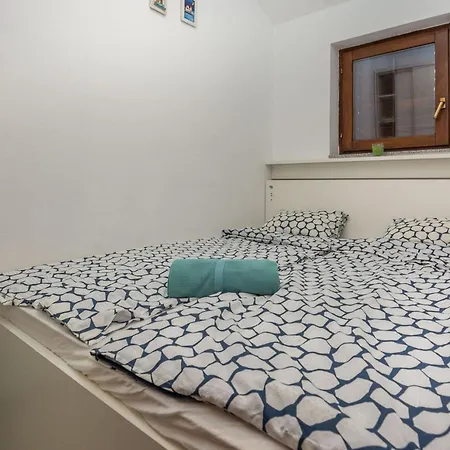 Malcic 2 By Interhome Apartment Vir
