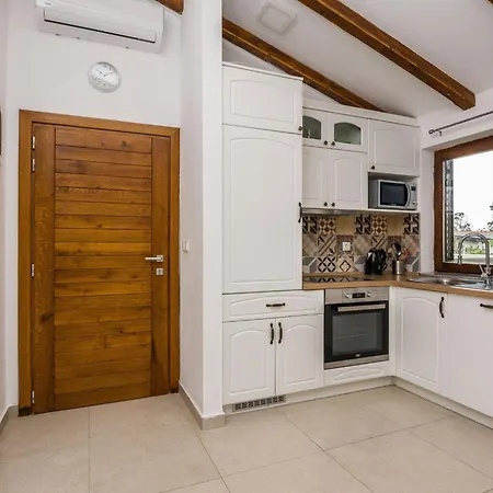 Malcic 2 By Interhome Vir