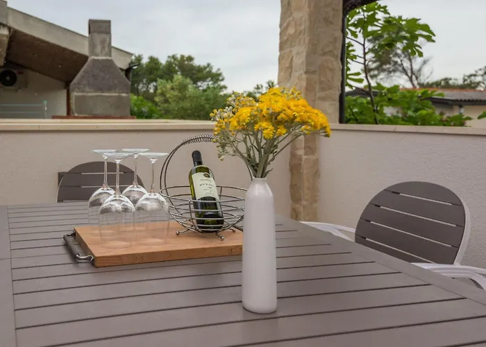 Lägenhet Malcic 2 By Interhome