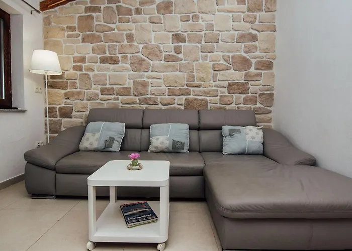 Malcic 2 By Interhome *