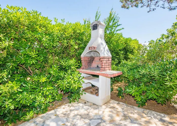 Apartment Malcic 2 By Interhome *